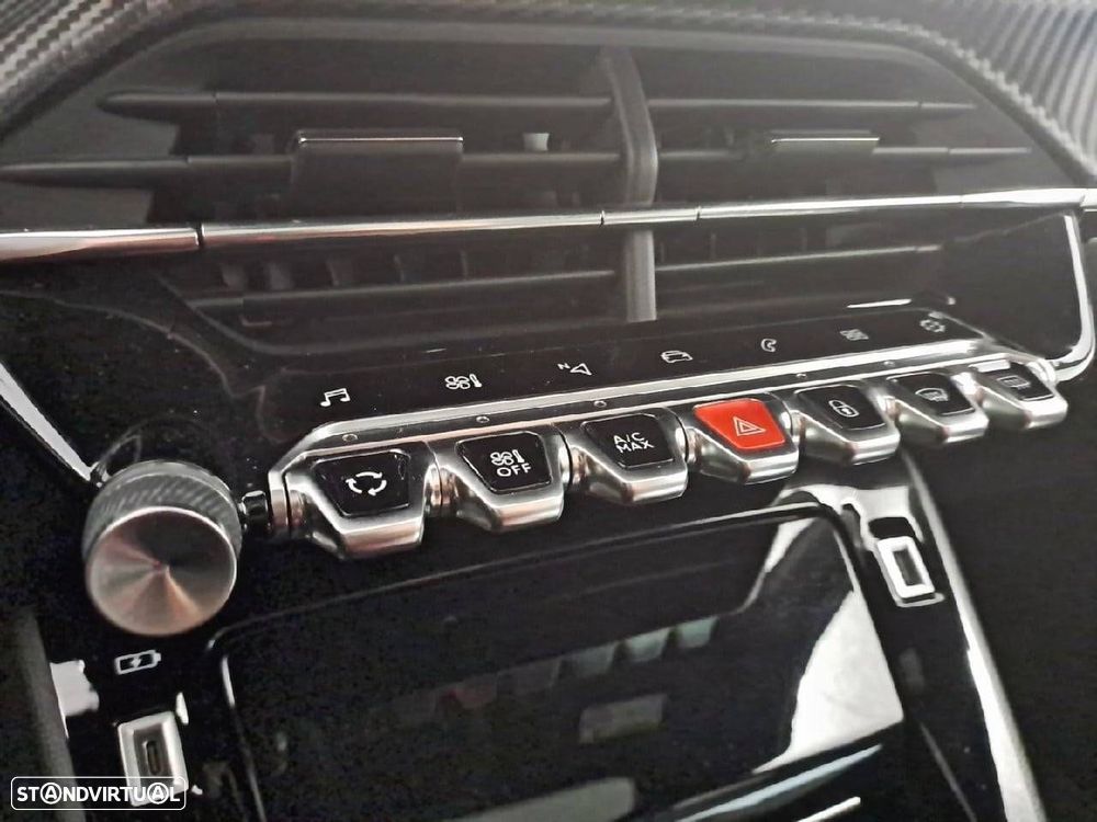 Peugeot 208 1.2 PureTech GT Line EAT8 - 22