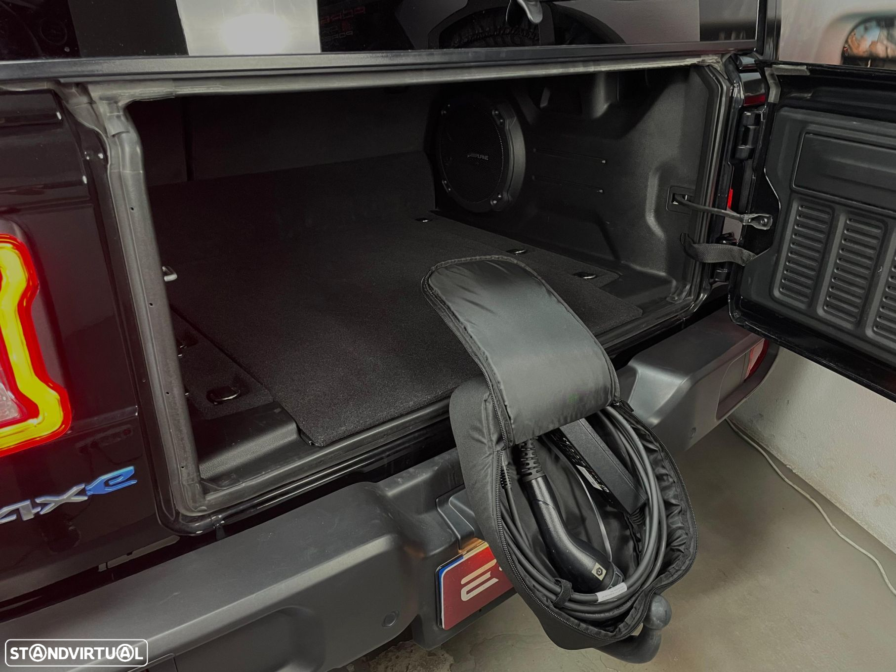 Jeep Wrangler - 29