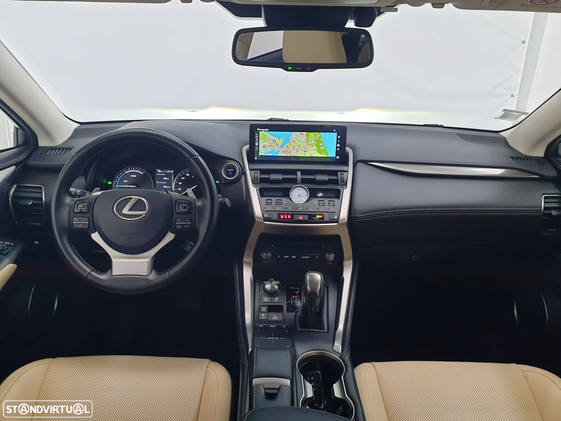 Lexus NX 300h Executive+ - 13