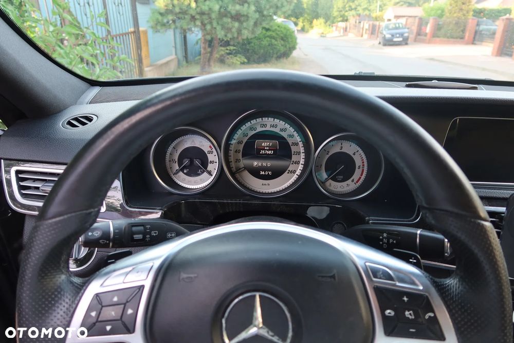 Mercedes-Benz Klasa E - 8