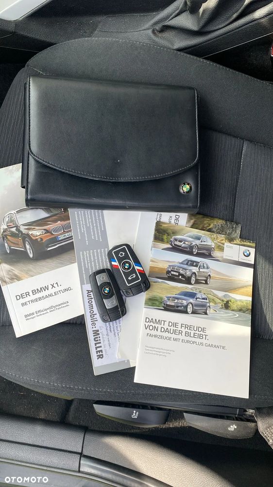 BMW X1 xDrive18d - 12