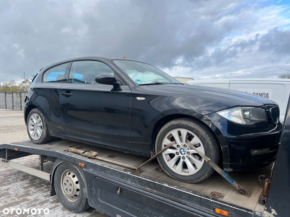 BMW Seria 1 118i - 1