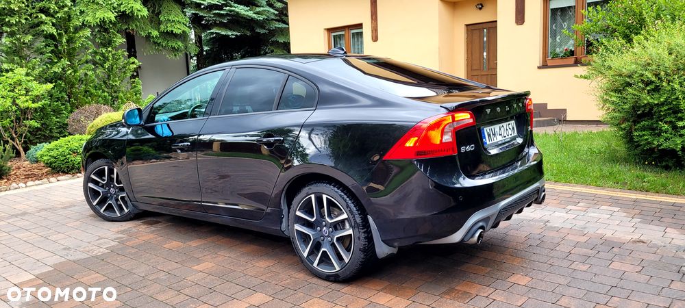 Volvo S60 T5 Geartronic RDesign - 23