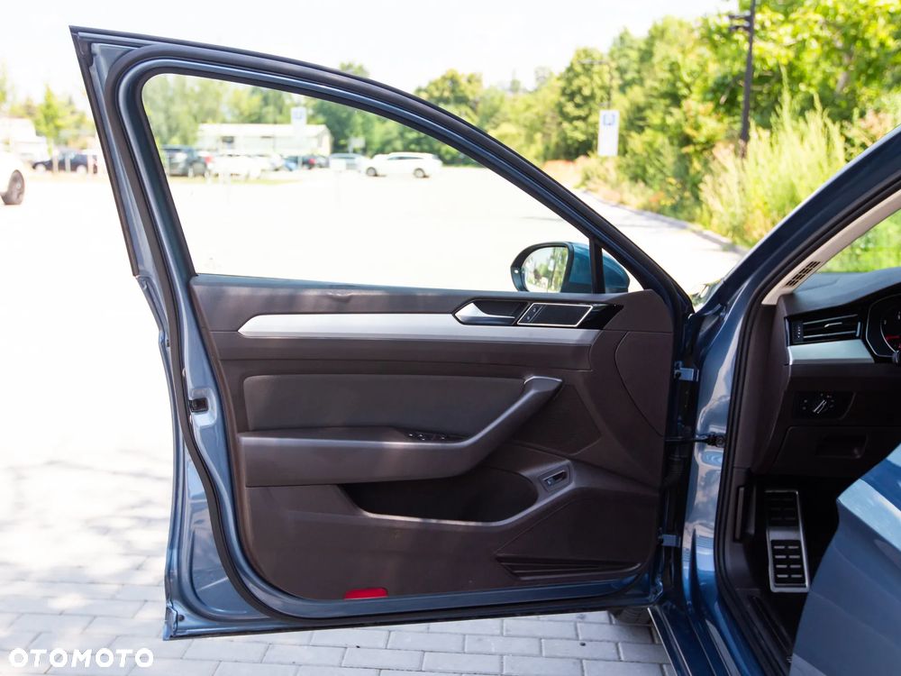 Volkswagen Passat 2.0 TDI BMT Comfortline - 18