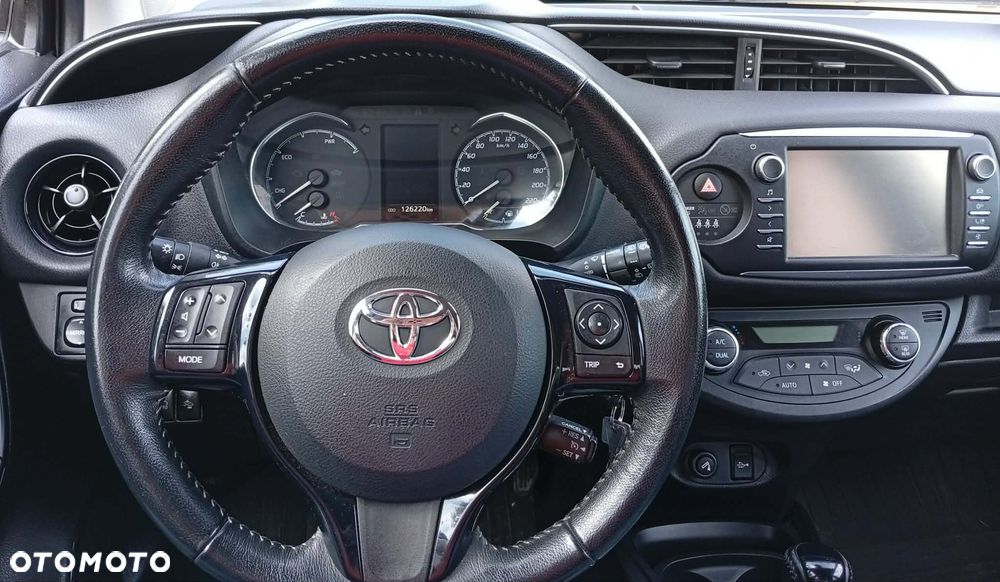 Toyota Yaris - 18