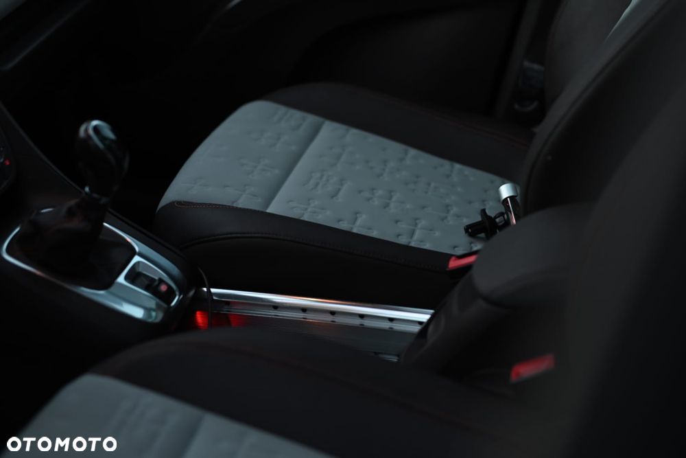 Opel Meriva - 11