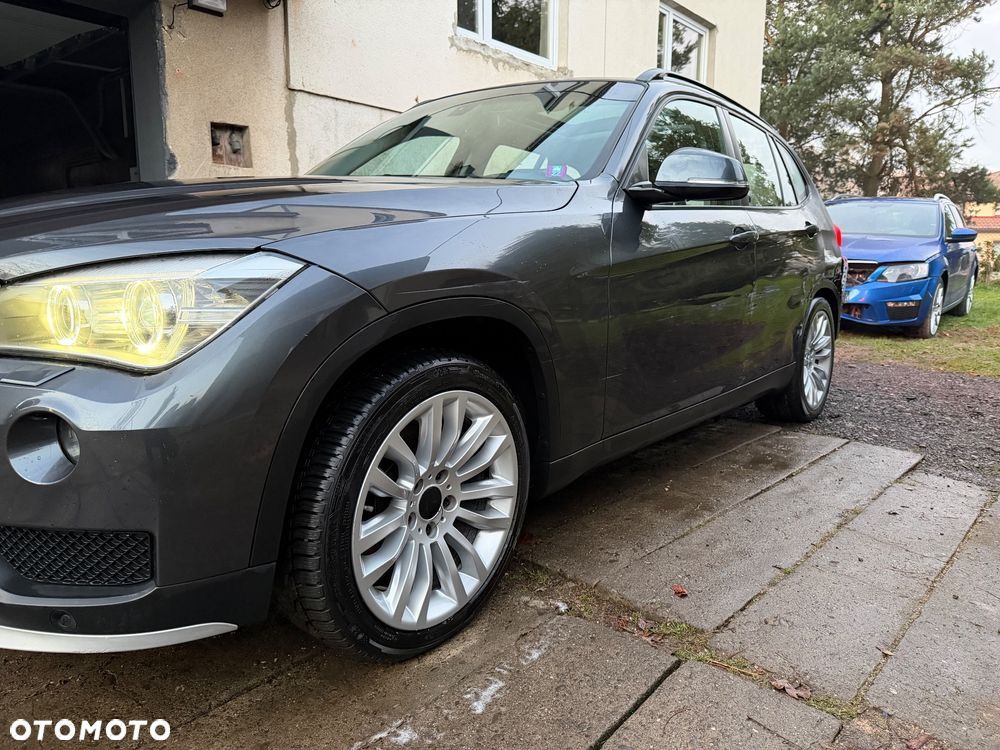 BMW X1 xDrive18d xLine - 36