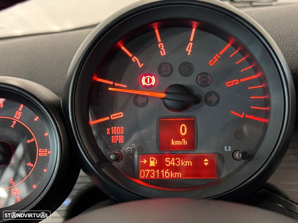 MINI Cabrio Cooper D - 27