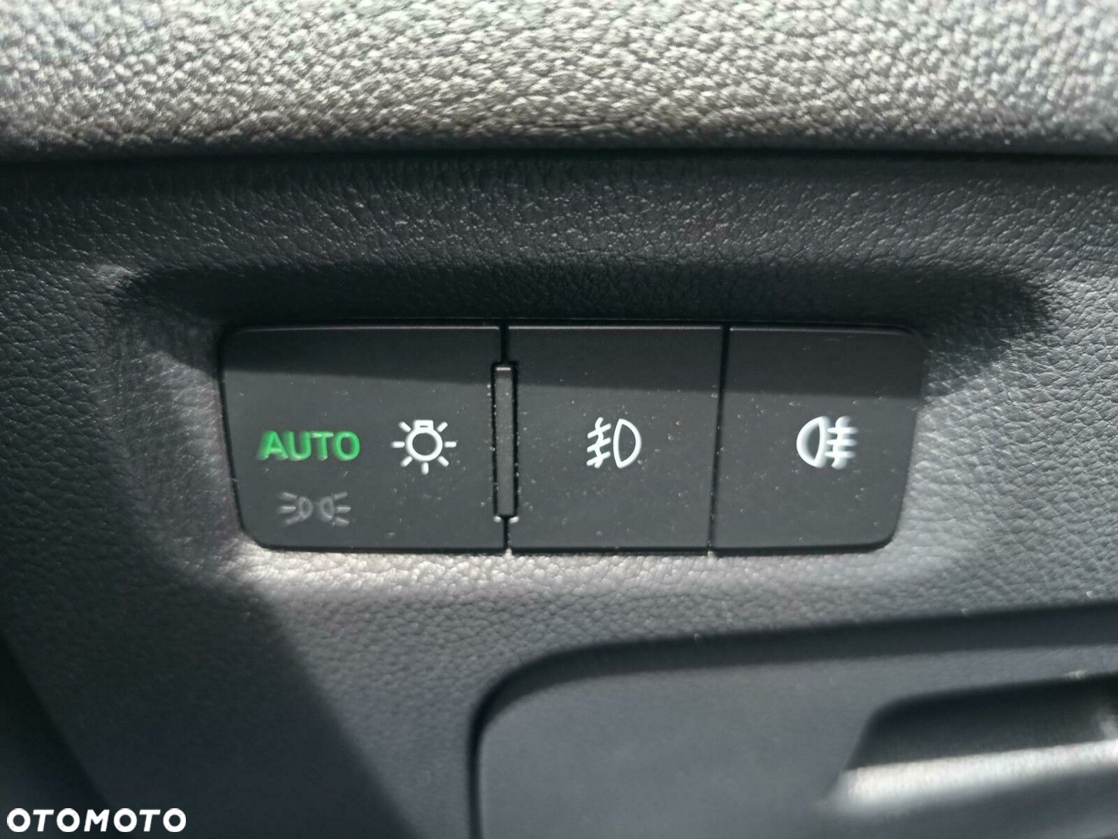 Skoda Octavia 2.0 TDI Ambition - 33