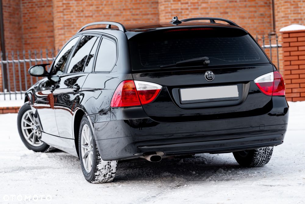 BMW Seria 3 320d DPF - 12