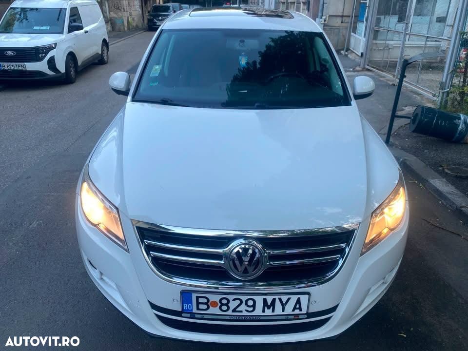 Volkswagen Tiguan - 22