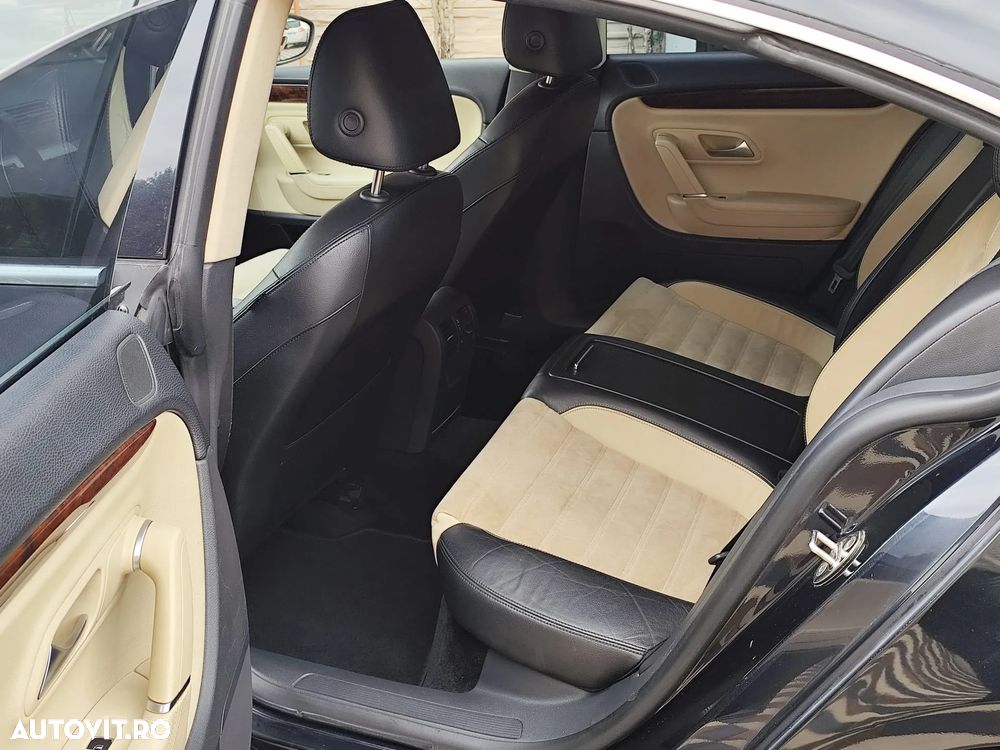 Volkswagen Passat CC - 8