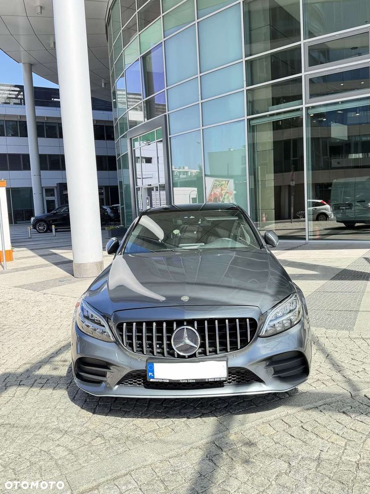 Mercedes-Benz Klasa C 300 d 4MATIC 9G-TRONIC - 34