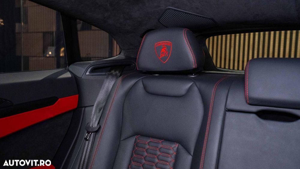 Lamborghini URUS - 22