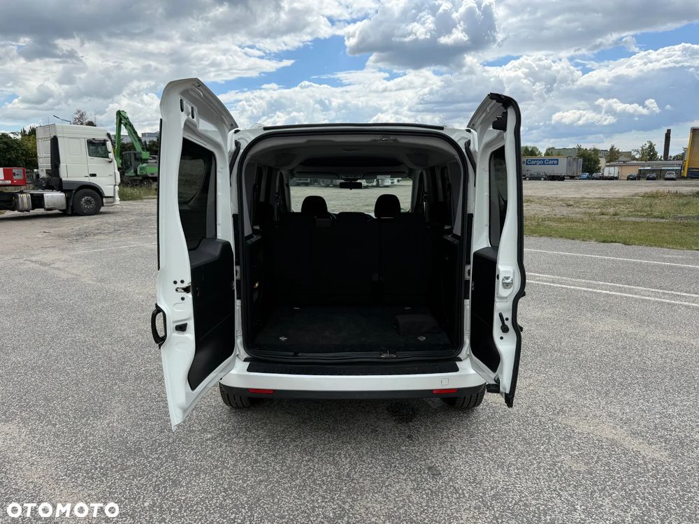 Fiat Doblo 1.4 16V Active - 7