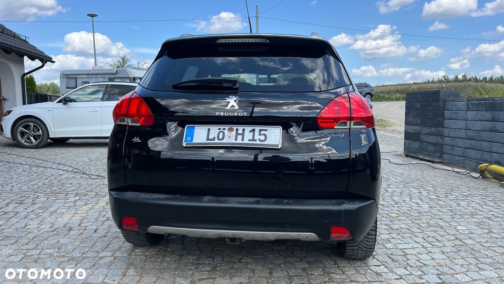 Peugeot 2008 1.2 Pure Tech Style - 5