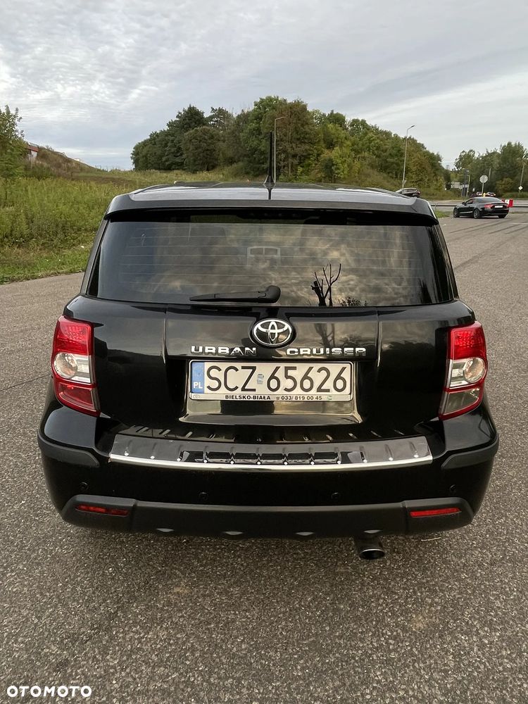 Toyota Urban Cruiser 1.4 D-4D Sol 4x4 - 5