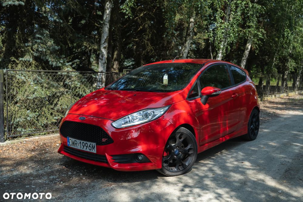 Ford Fiesta 1.6 EcoBoost ST - 1
