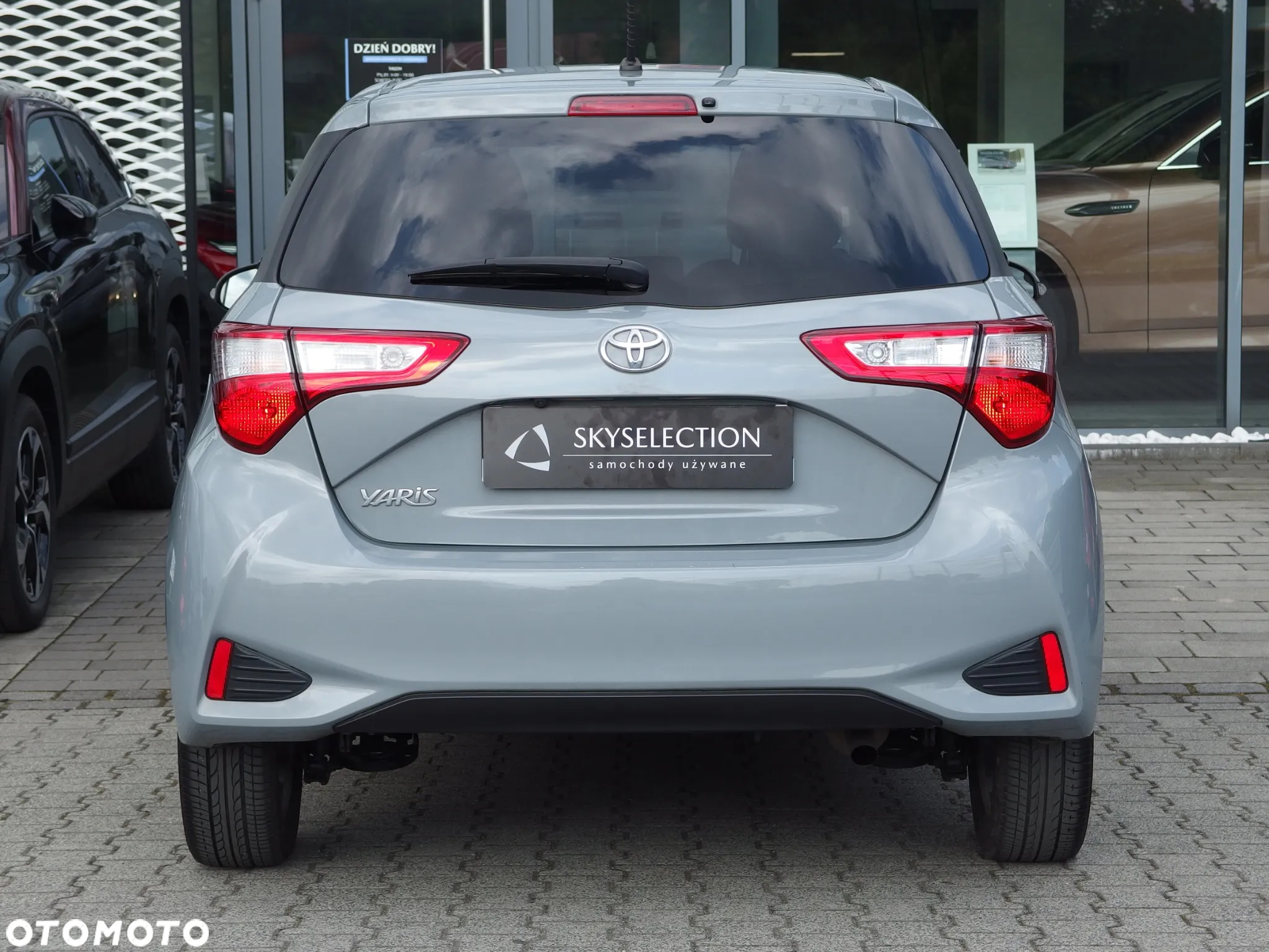 Toyota Yaris 1.5 20th Anniversary - 8