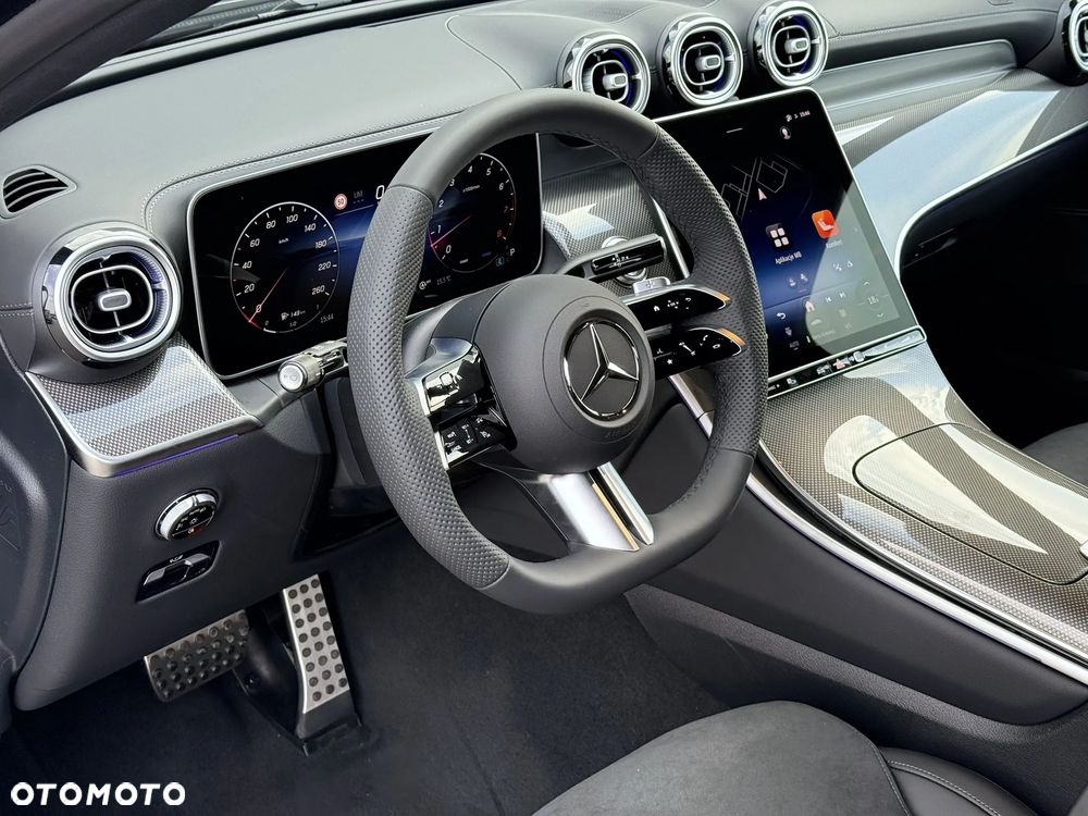 Mercedes-Benz GLC - 21