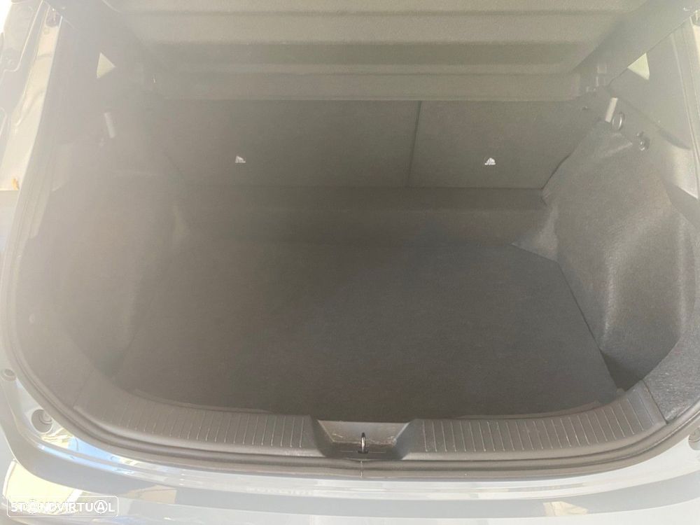 Nissan Qashqai 1.3 DIG-T Premiere Edition - 40