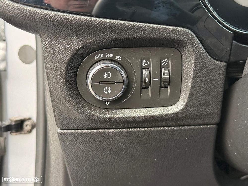 Opel Corsa 1.5 D Elegance - 17