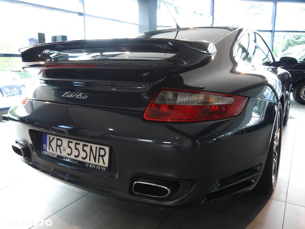 Porsche 911 - 22