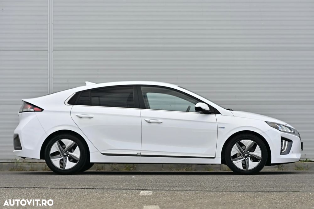 Hyundai IONIQ 141CP Exclusive - 12