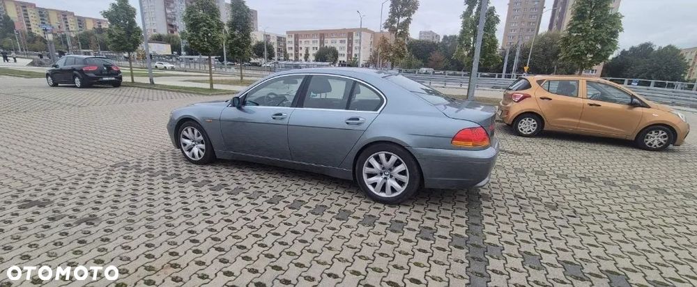 BMW Seria 7 735i - 3