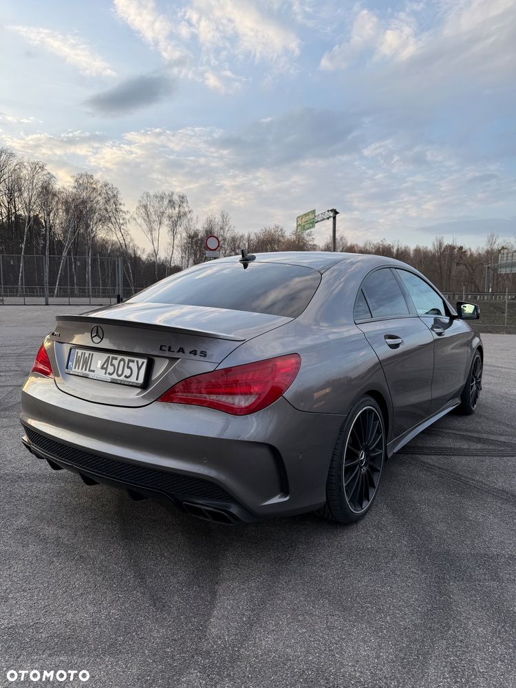 Mercedes-Benz CLA - 2