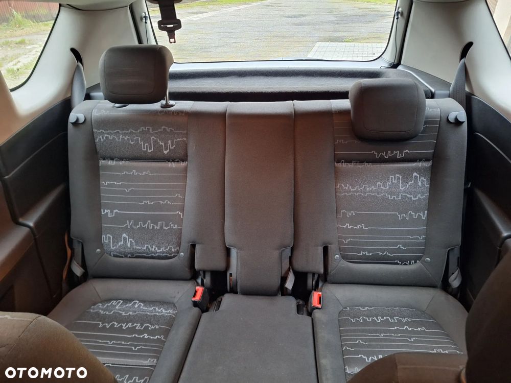 Opel Meriva - 9