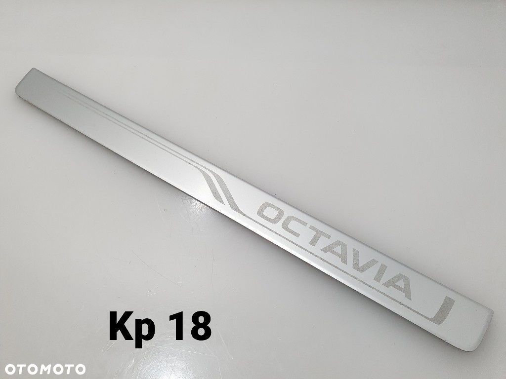 SKODA OCTAVIA III 2019r LISTWA PROGOWA PRZÓD 5E0853813A ORYGINAŁ SUPER STAN - 1
