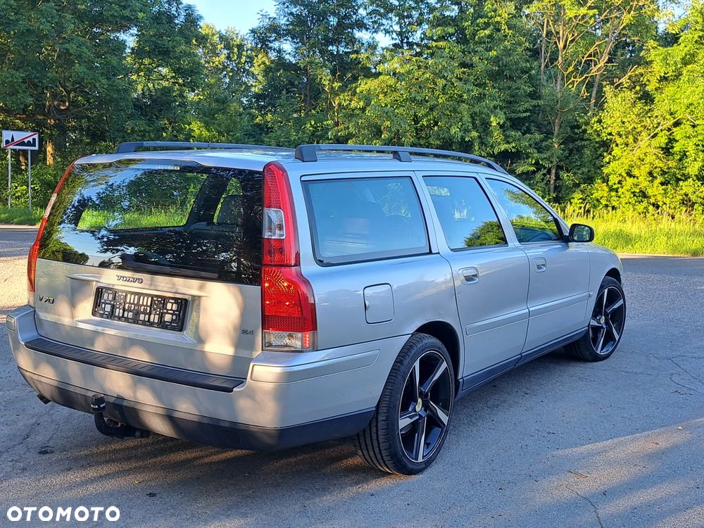 Volvo V70 2.4 - 30