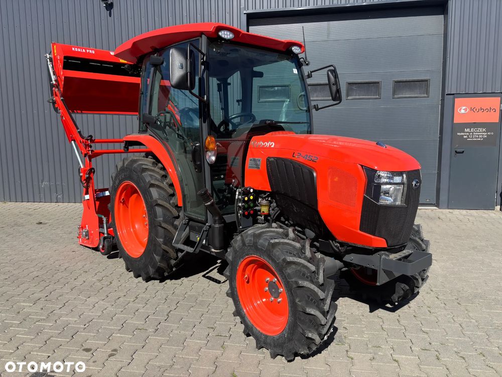 Kubota L2452 - 1