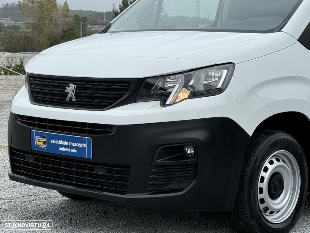 Peugeot Partner 1.5 Blue-HDI Premiun CX 6 3Lug IVA Dedutível - 4