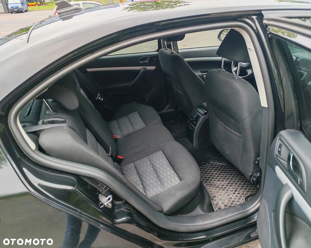 Skoda Octavia 1.4 TSI Ambition - 8