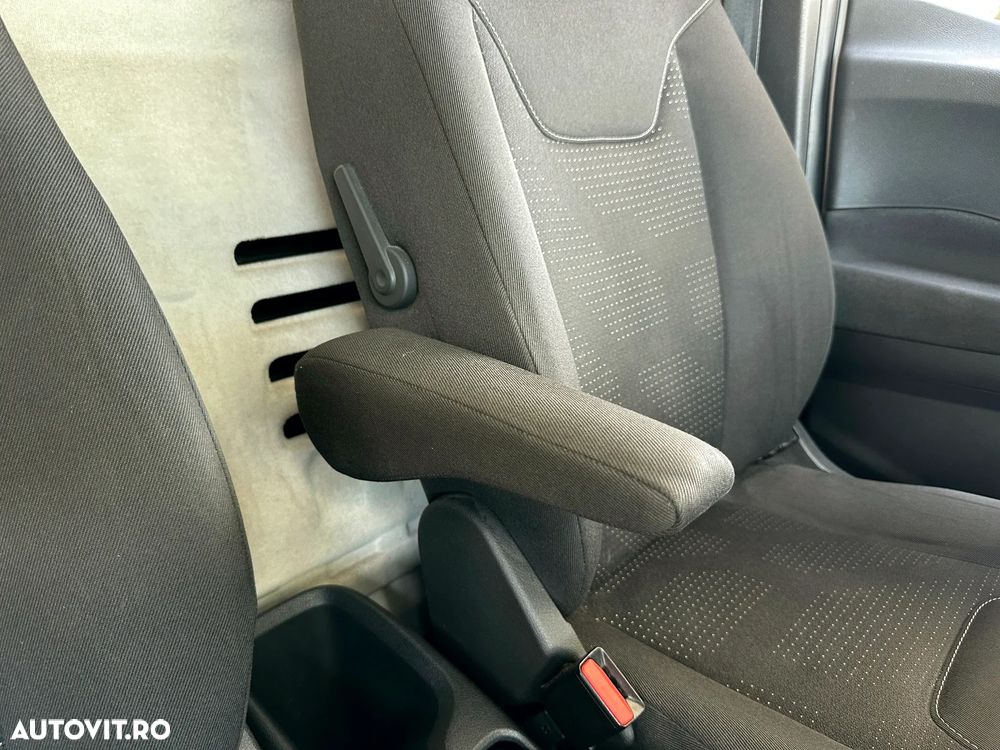 FORD Courier 2020 — imagine 13