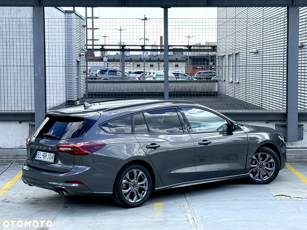 Ford Focus 1.0 EcoBoost mHEV ST-Line X - 12