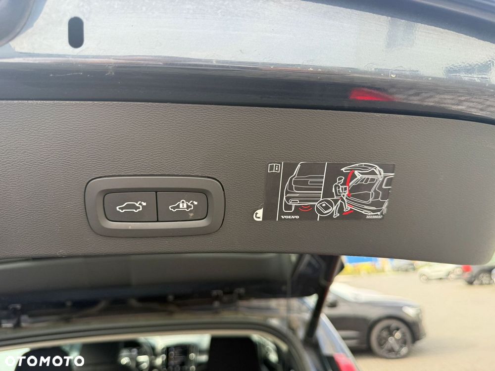 Volvo XC 40 - 36