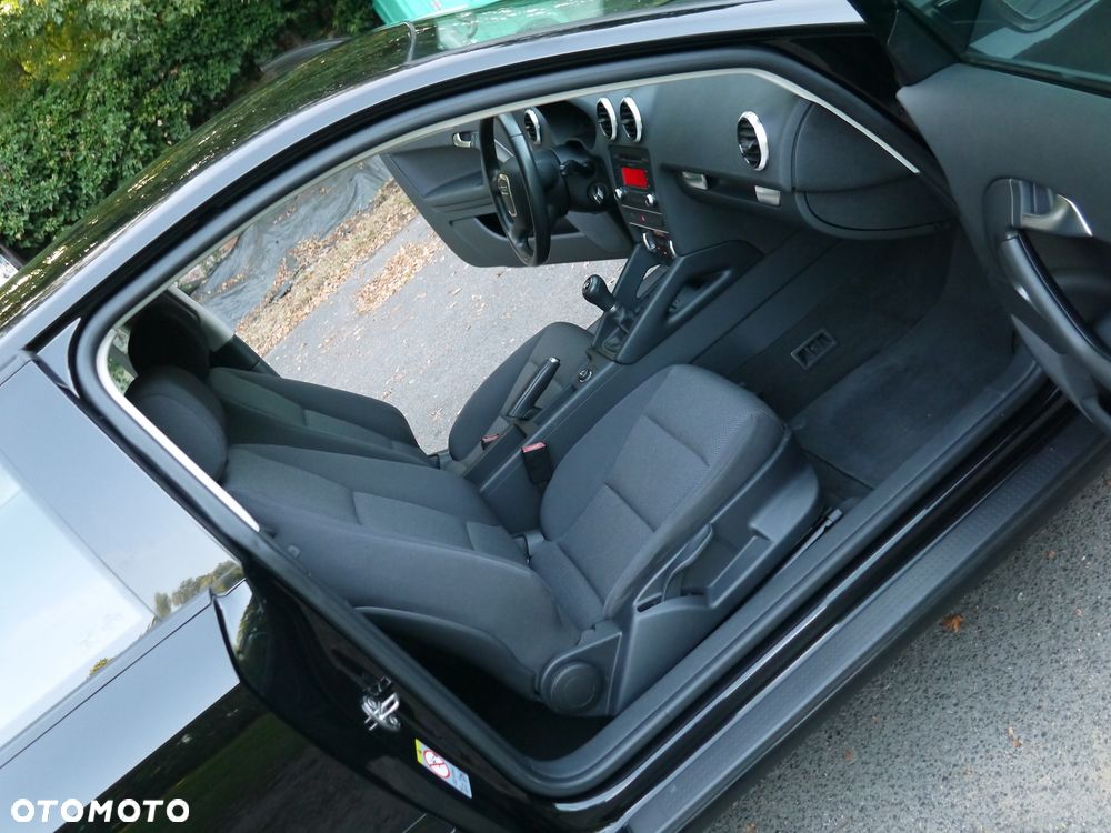 Audi A3 Sportback 1.6 Attraction - 13