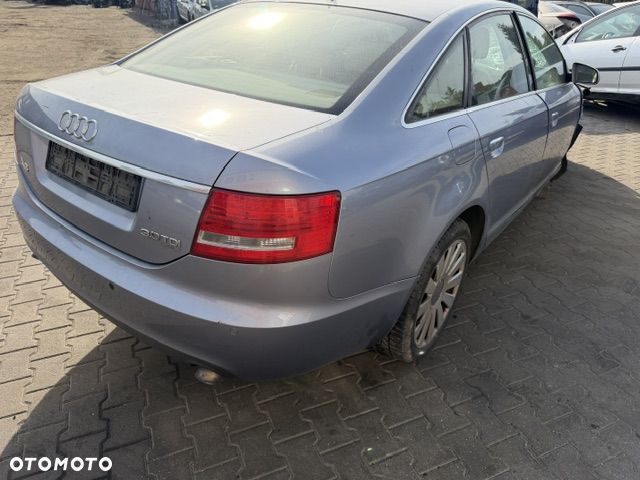 Błotnik lewy Audi A6 C6 LY7H - 10