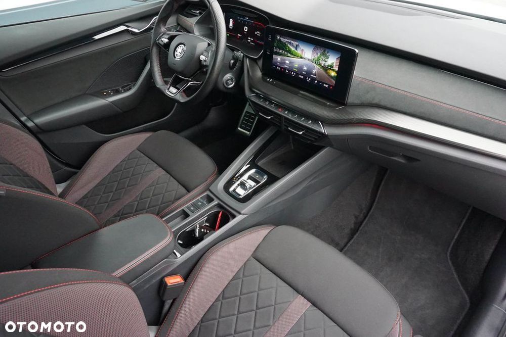 Skoda Octavia 2.0 TDI RS DSG - 16