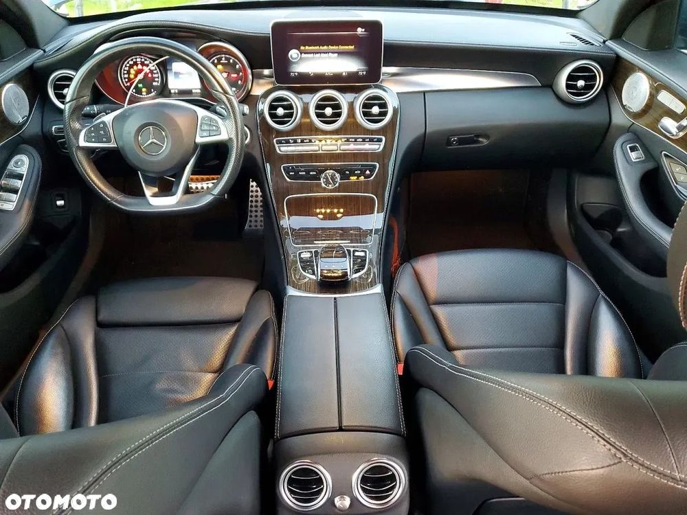 Mercedes-Benz Klasa C 300 9G-TRONIC - 7