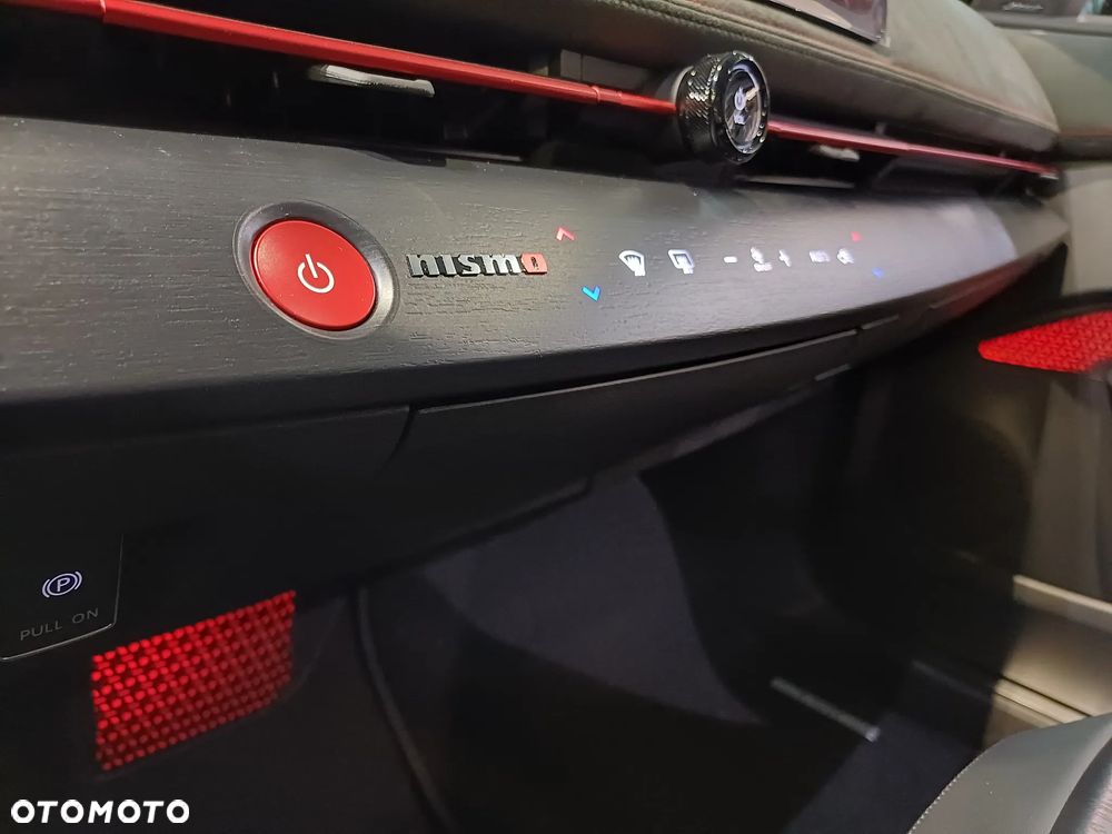 Nissan Ariya 87kWh E-4orce Nismo - 12