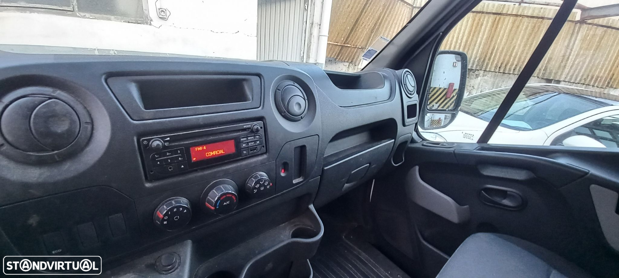 Renault Master 2.3 dCi L2H2 3.3T SS - 10