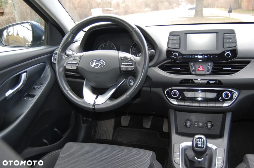 Hyundai i30 1.4 Passion Plus - 23
