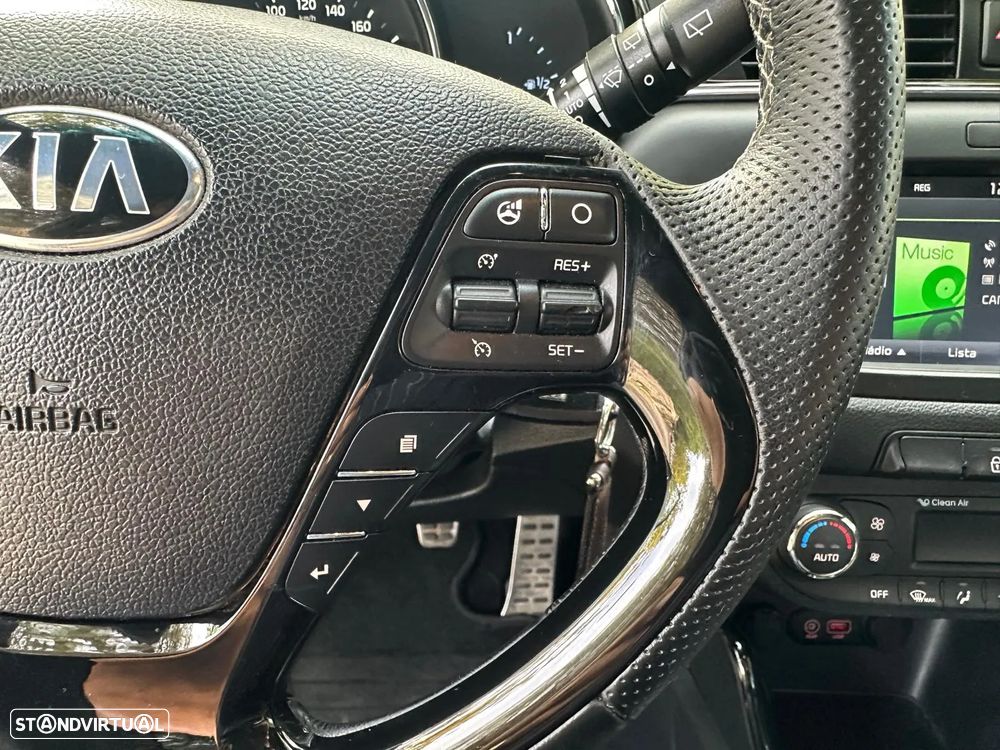 Kia Ceed SW 1.6 CRDi GT Line - 24
