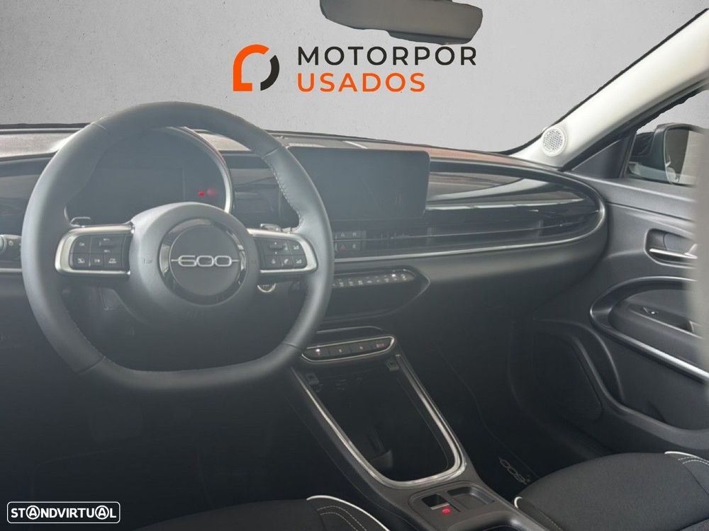 Fiat 600 1.2 Hybrid La Prima - 8
