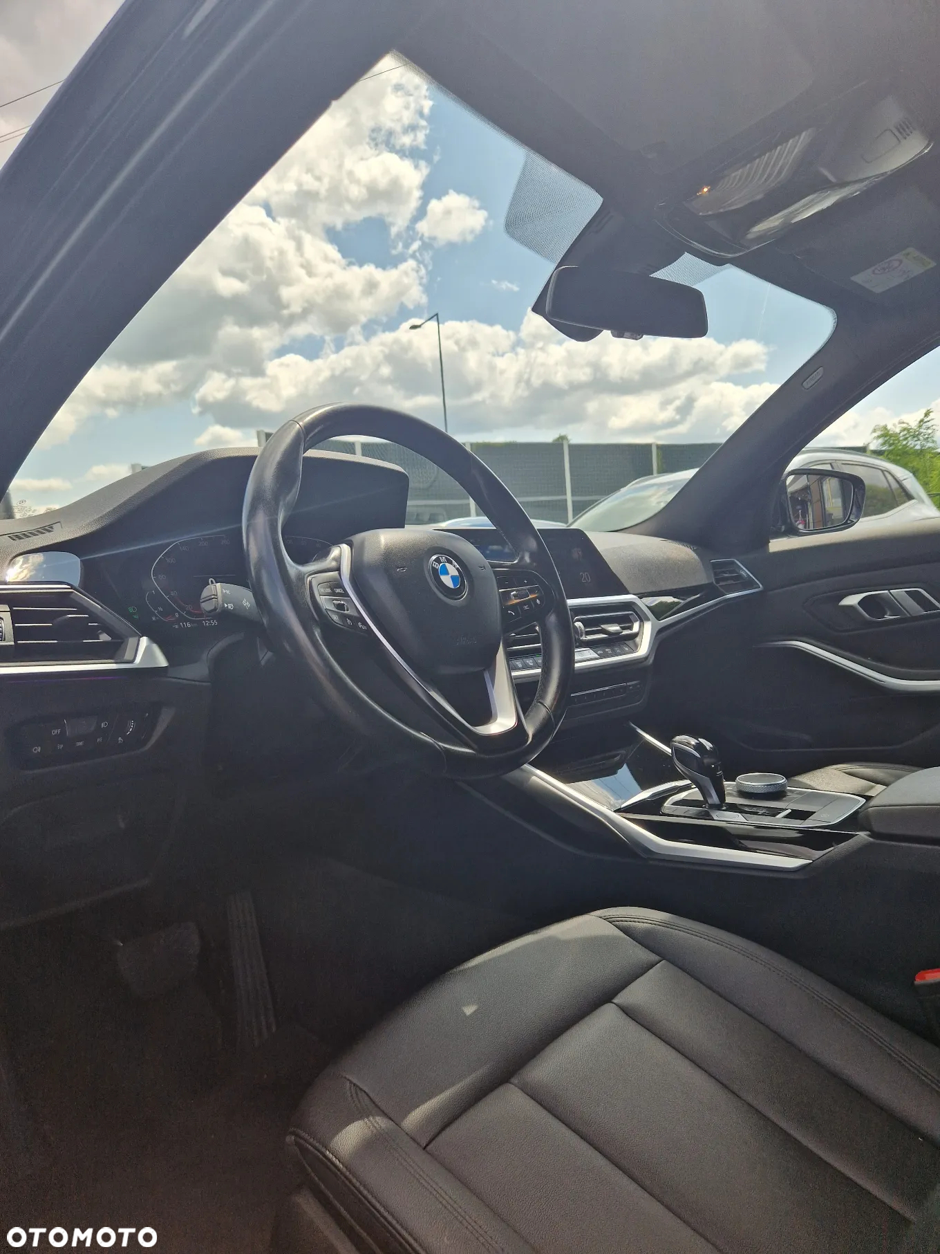 BMW Seria 3 318i Sport Line sport - 19