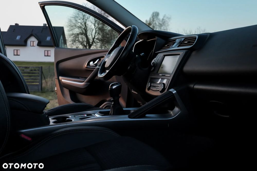 Renault Kadjar Energy TCe 165 Bose Edition - 21